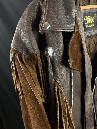 Chaqueta Vaquera Flecos Vintage Nice London Marrón