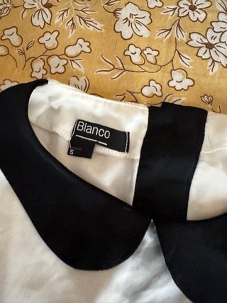 Blusa blanca cuello Peter Pan Talla S