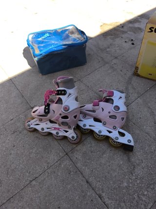 Patines en línea rosas para niña