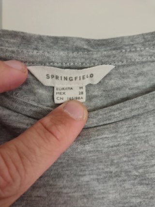 Camiseta gris con encaje mujer