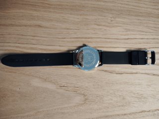 Reloj Scalpers azul marino y plateado