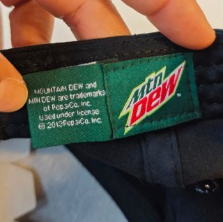 Gorra Mountain Dew Negra