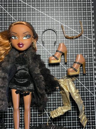 Bratz Flashback Fever: Sasha