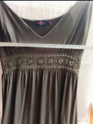 Vestido largo negro Amichi con detalles