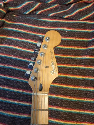 Guitarra Eléctrica Fender Made in Mexico