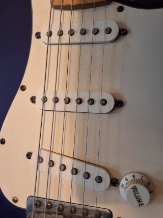 Guitarra Eléctrica Fender Made in Mexico