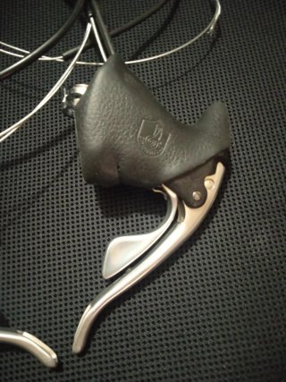 Manetas Freno Campagnolo Athena Carbon 9v
