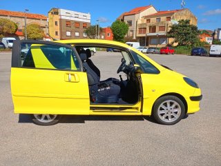 Peugeot   2999 negociable