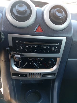 Peugeot   2999 negociable