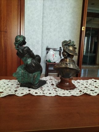 Figuras decorativas de bronce