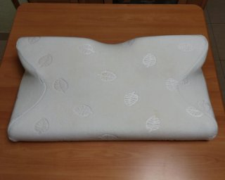 Almohada viscoelástica cervical