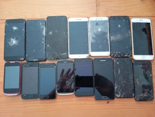 Lote 49 móviles para piezas o colección