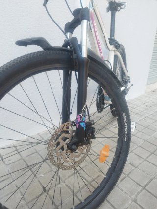 Bicicleta Yosemite 27.5 Frenos hidráulicos