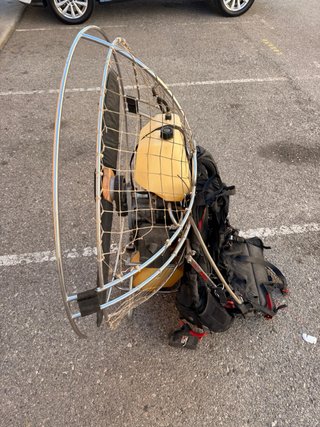 Paramotor y vela