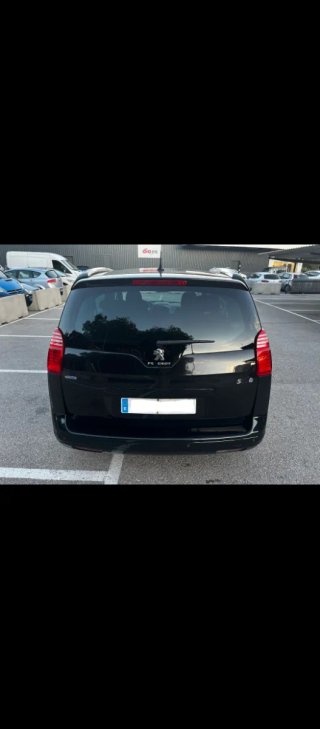 Peugeot 5008 2016