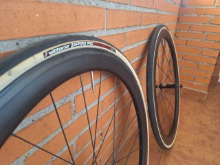 Ruedas Carbono Novatec 700C