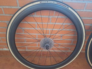 Ruedas Carbono Novatec 700C