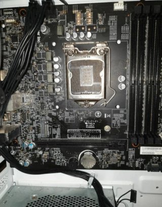 Pack Acer B560 Intel LGA1200 + Fuente 500W Gold