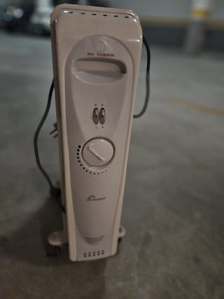 Calefactor eléctrico beige