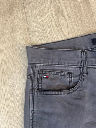 Pantalones Tommy Hilfiger grises
