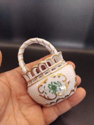 Cesta Herend Porcelana Dorada