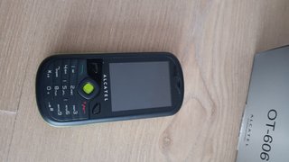 Telefono Mobile Alcatel OT-606
