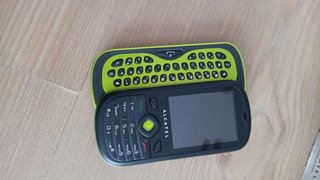 Telefono Mobile Alcatel OT-606
