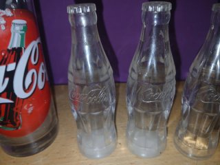 Decoración Coca-Cola: Botellas y Termo