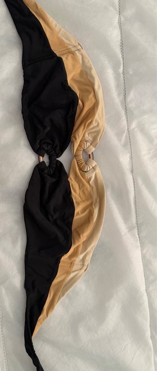 Top bikini Calzedonia beige y negro