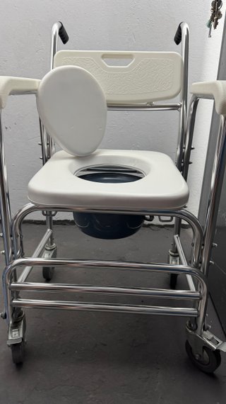 Silla de ducha/WC con ruedas