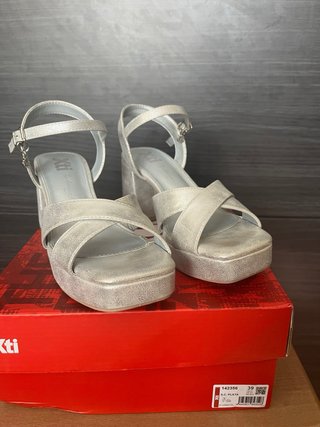 Sandalias de fiesta Xti plateadas