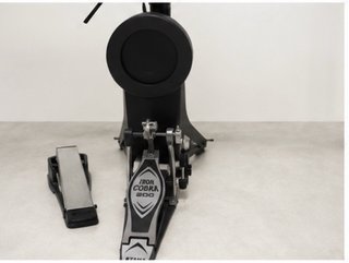 Roland TD-02K V-Drums + KD-10 + Tama Iron