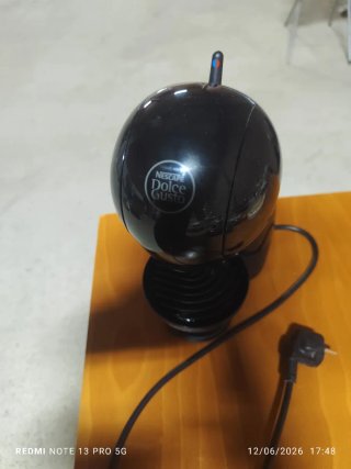 Cafetera Nescafé Dolce Gusto Negra