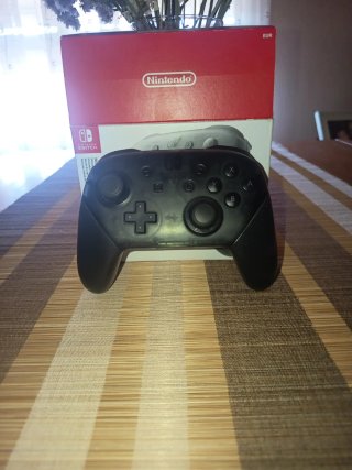 Mando Pro Nintendo Switch