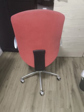 Silla de oficina rojo plateado