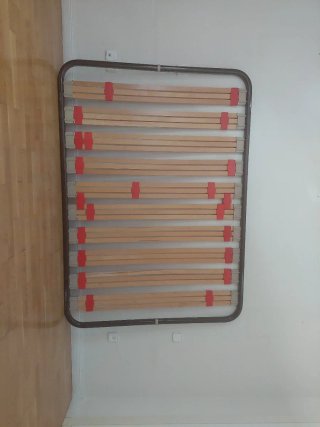 Somier de madera y metal