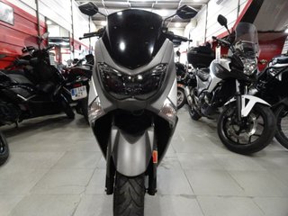 Yamaha N-MAX 125