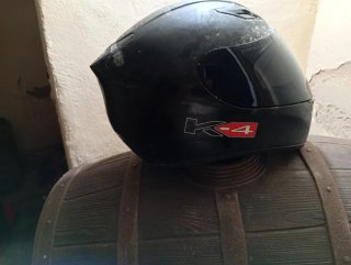 Casco de moto AGV negro