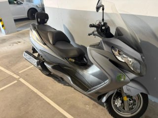 Suzuki Burgman 400cc