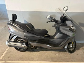 Suzuki Burgman 400cc