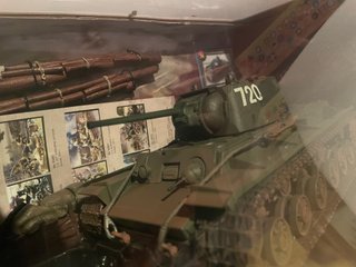 1:32 FORCES OF VALOR KV-1 TANQUE RUSO 1944
