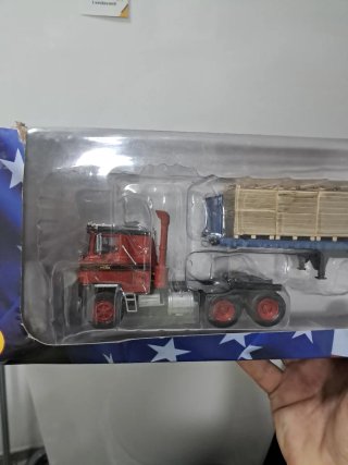 Camión Americano 1:43