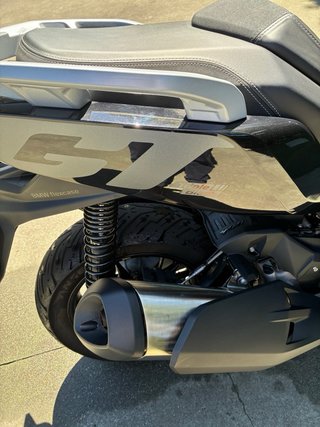 BMW C400GT MAXI SCOOTER NEGRA