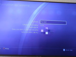 PS4 (PlayStation 4) con juegos y mando