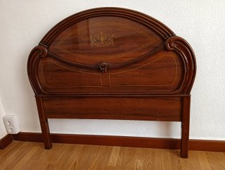 Cabecero de cama de madera