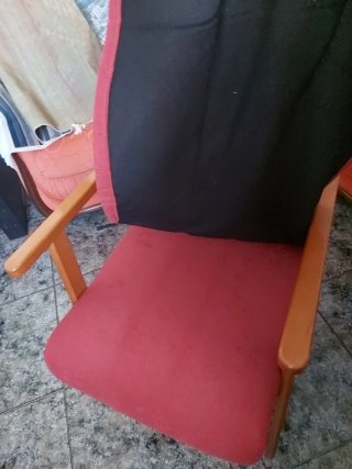 Sillón de descanso rojo