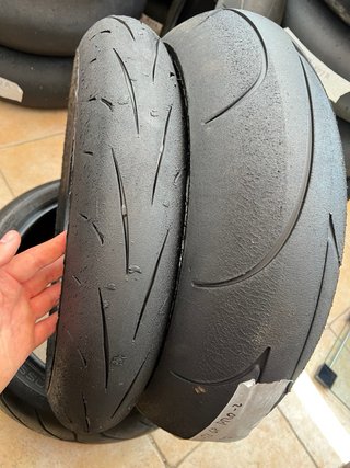Dunlop D213 GP Pro 2 120/180 Neumático Moto