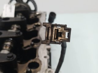 516975 2211127750 culata hyundai sonata (nf) 2.0