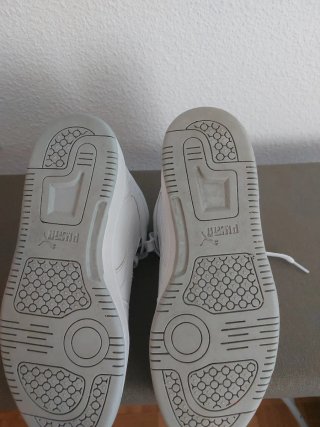 Zapatillas Puma T42.5 Blancas