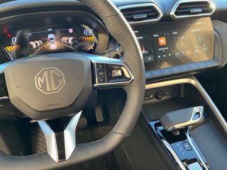 MG ZS HIBRIDO 194CV 2025